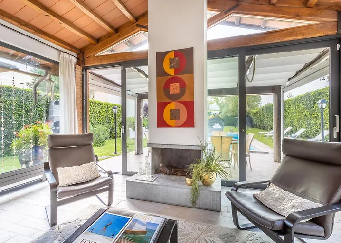 Gatti * Марина-ди-Пьетрасанта