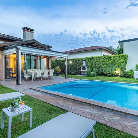 Villa Gatti Marina di Pietrasanta