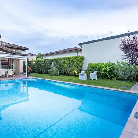 Gatti Villa Marina di Pietrasanta