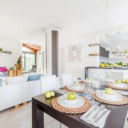 别墅 Gatti 马里纳-迪-皮特拉桑塔