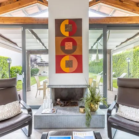 Gatti 别墅 马里纳-迪-皮特拉桑塔