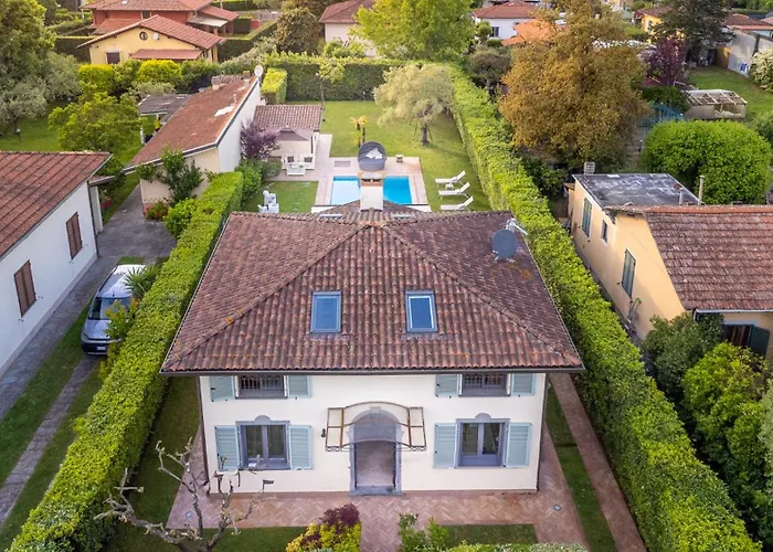 Gatti Marina di Pietrasanta