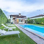 Gatti Marina di Pietrasanta