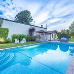 Gatti Villa Marina di Pietrasanta